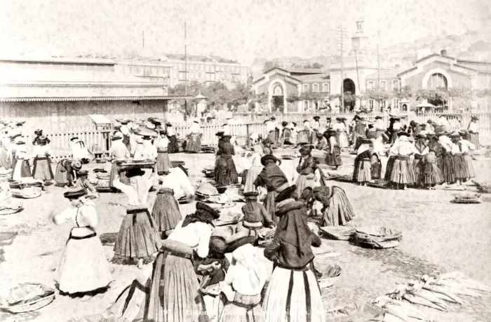 Framed Print : Fish market, Lisbon, Portugal, c. 1890 Framed Print : Fish market, Lisbon, Portugal, c. 1890