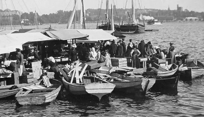 Framed Print : Fish Market, Skeppsbro, Stockholm, Sweden Framed Print : Fish Market, Skeppsbro, Stockholm, Sweden