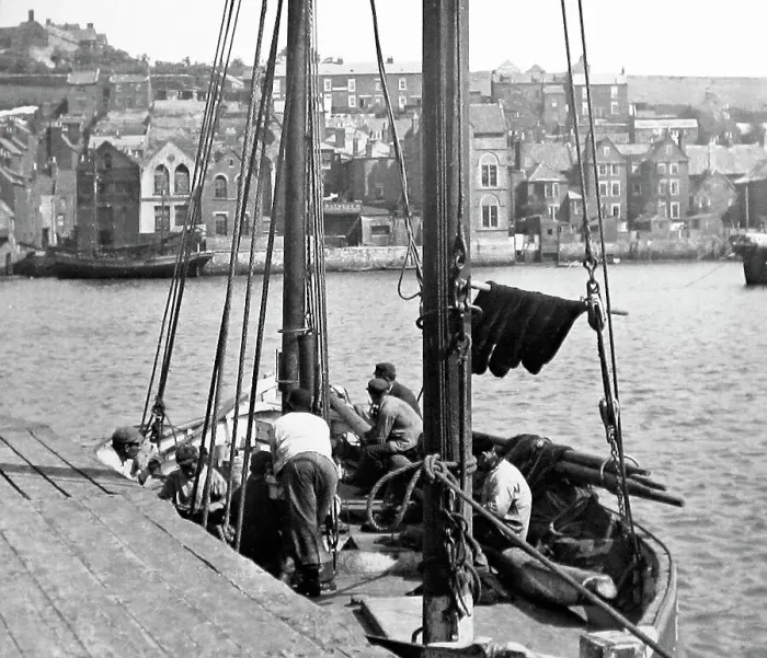 Framed Print : Fishing boat, Whitby Framed Print : Fishing boat, Whitby