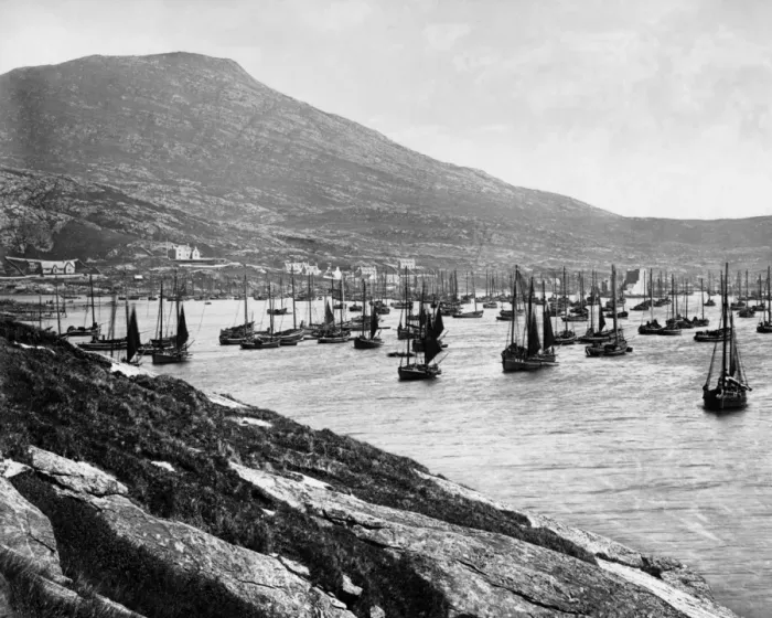 Framed Print : Fishing boats in Castle Bay, Barra, Scotland