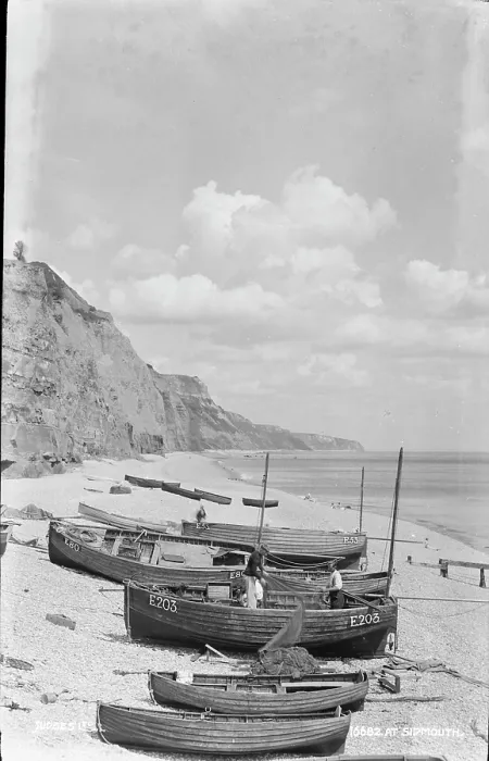 Framed Print : Fishing Boats at Sidmouth Framed Print : Fishing Boats at Sidmouth