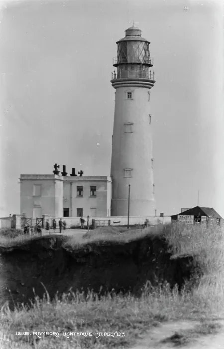 Framed Print : Flamboro Lighthouse Framed Print : Flamboro Lighthouse