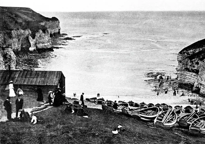Framed Print : Flamborough Beach early 1900s Framed Print : Flamborough Beach early 1900s