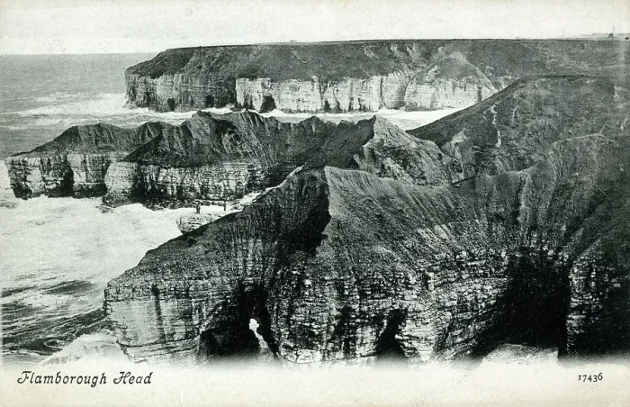 Framed Print : Flamborough Head - Flamborough, East Riding of Yorkshire. Date: circa 1909 Framed Print : Flamborough Head - Flamborough, East Riding of Yorkshire. Date: circa 1909