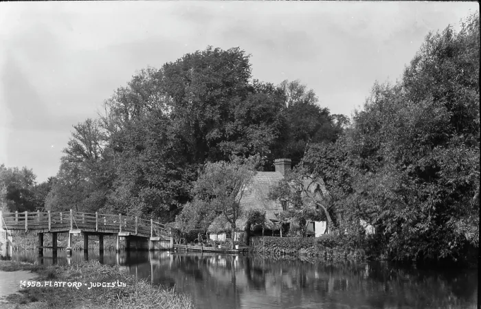 Framed Print : Flatford Bridge and Cottage Framed Print : Flatford Bridge and Cottage