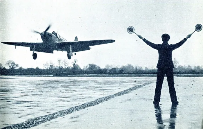Framed Print : Fleet Air Arm plane practising deck landing, WW2 Framed Print : Fleet Air Arm plane practising deck landing, WW2