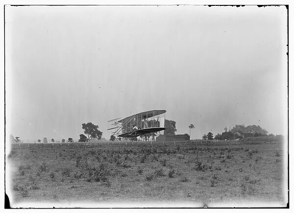 Flight 19: Orville piloting, covering a distance of 356 feet