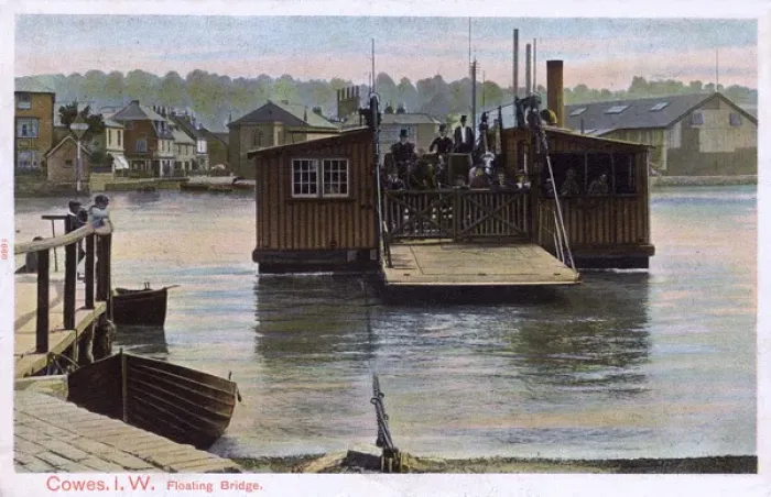 Framed Print : Floating Bridge, Cowes, Isle of Wight Framed Print : Floating Bridge, Cowes, Isle of Wight