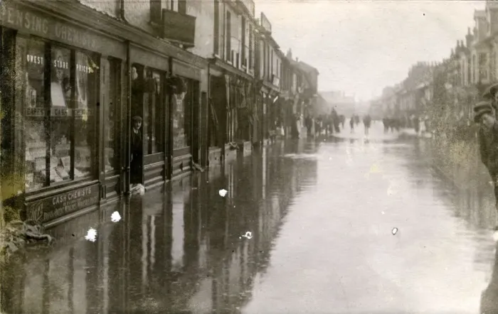 Framed Print : Flooded Street, Great Yarmouth, Norfolk Framed Print : Flooded Street, Great Yarmouth, Norfolk