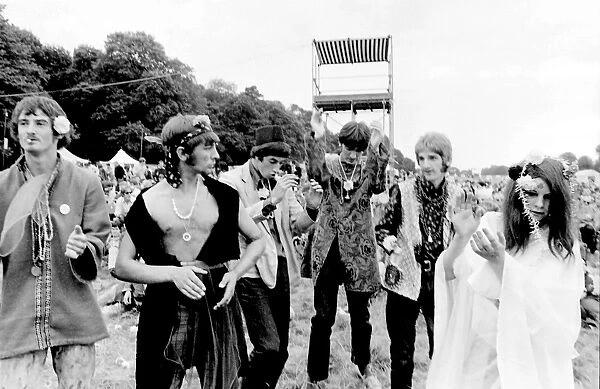 Flower Power and Hippies at Woburn Park