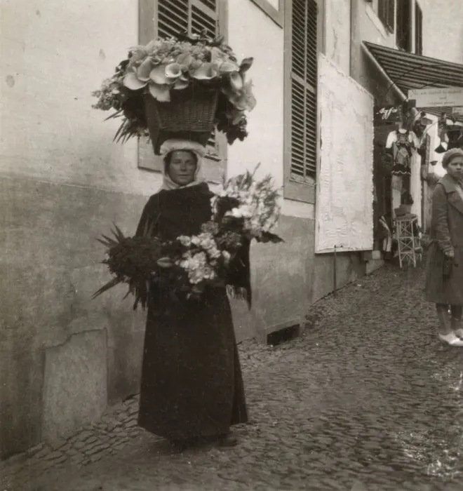 Framed Print : Flower seller in Funchal, Madeira Framed Print : Flower seller in Funchal, Madeira