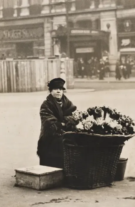 Framed Print : Flower Seller  /  Piccadilly