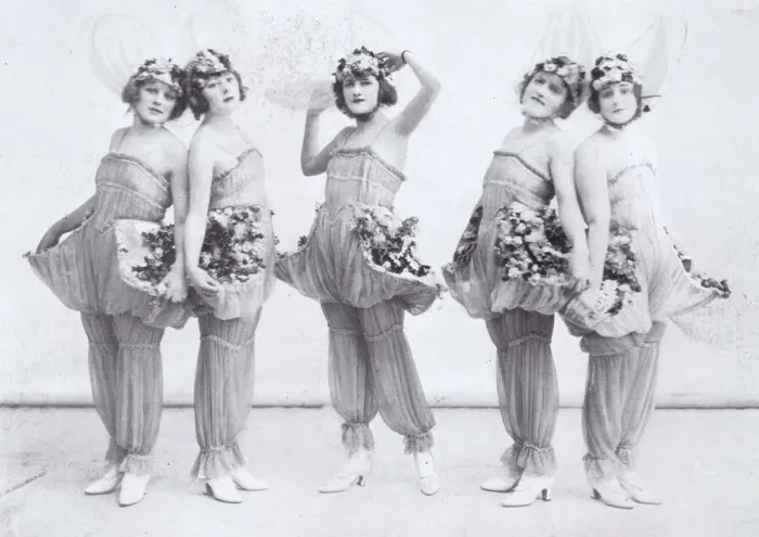 Framed Print : The Flowers Girls of France scene from Monte Cristo Jr at the Winter Garden, New York (1919). Produced by the Shubert Brothers. Date: 1919 Framed Print : The Flowers Girls of France scene from Monte Cristo Jr at the Winter Garden, New York (1919). Produced by the Shubert Brothers. Date: 1919