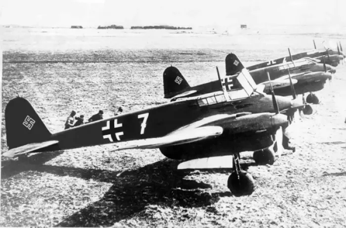 Framed Print : Focke Wulf FW 187A trio of this twin engined losing com Framed Print : Focke Wulf FW 187A trio of this twin engined losing com