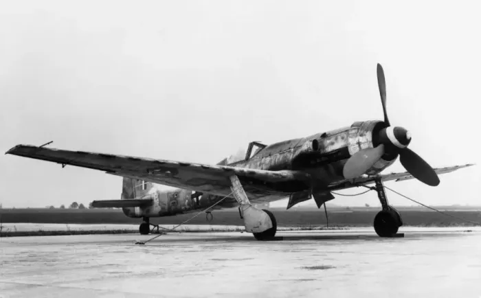 Framed Print : Focke Wulf FW-190 Framed Print : Focke Wulf FW-190