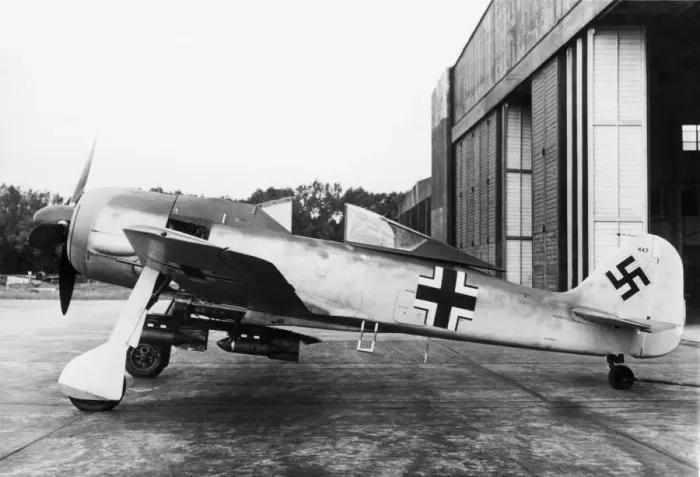 Framed Print : Focke Wulf FW-190 Framed Print : Focke Wulf FW-190
