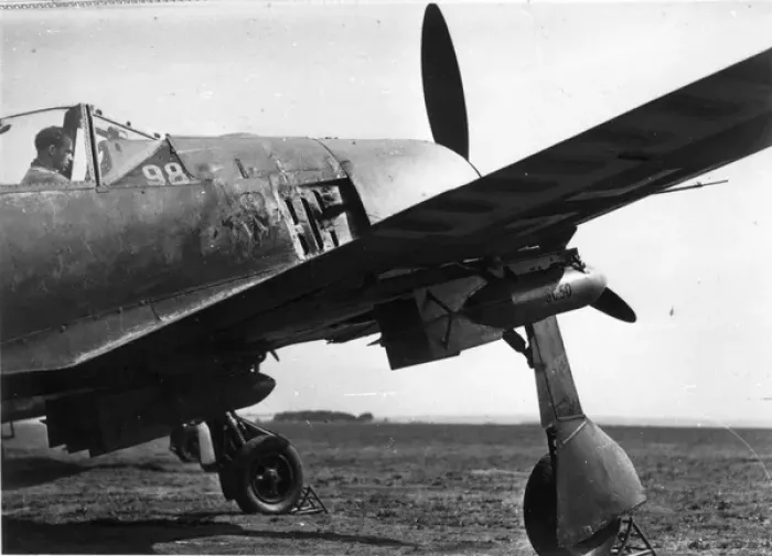 Framed Print : Focke-Wulf Fw190A-5 Framed Print : Focke-Wulf Fw190A-5