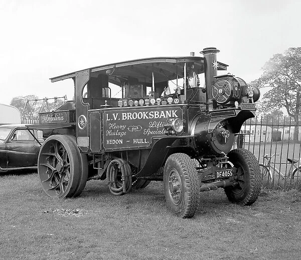 Foden Showman's Tractor number 12782, Angelina