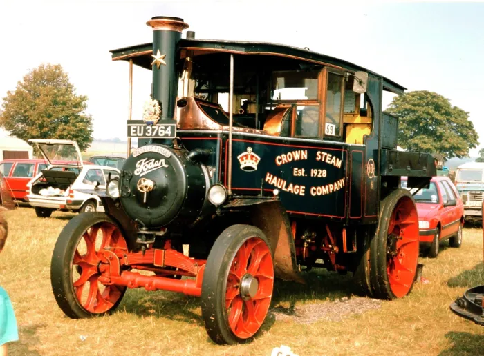 Framed Print : Foden Timber Tractor number: 13068, Perseverance