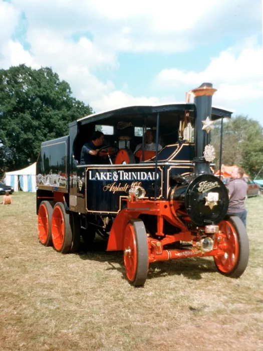 Framed Print : Foden Tractor number: 13008, Valiant Framed Print : Foden Tractor number: 13008, Valiant