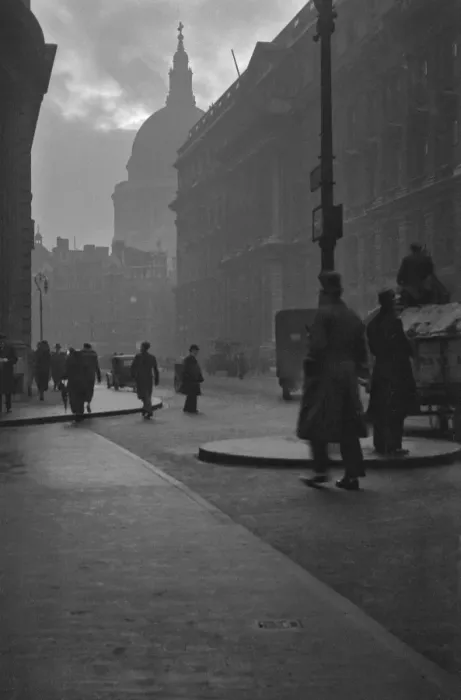 Framed Print : Foggy day in London Framed Print : Foggy day in London