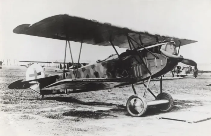 Framed Print : Fokker D-VII / 7 Framed Print : Fokker D-VII / 7