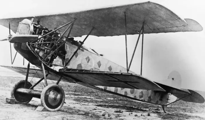 Framed Print : Fokker D-VII / 7 Framed Print : Fokker D-VII / 7