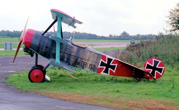 Framed Print : Fokker DR.1 Replica G-BVGZ - DR.I 152-17 Framed Print : Fokker DR.1 Replica G-BVGZ - DR.I 152-17