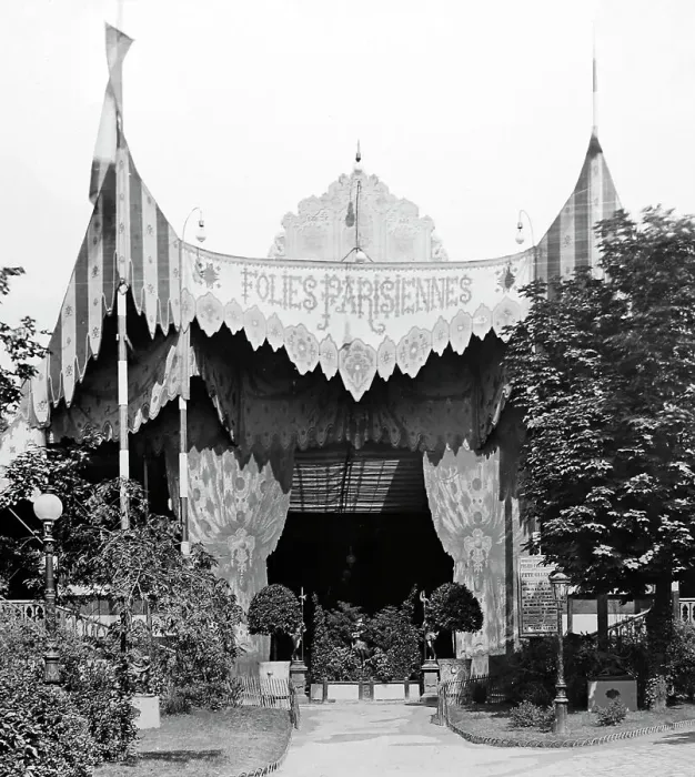 Framed Print : Folies Parisiennes Pavilion, Exposition Universelle, Paris Framed Print : Folies Parisiennes Pavilion, Exposition Universelle, Paris