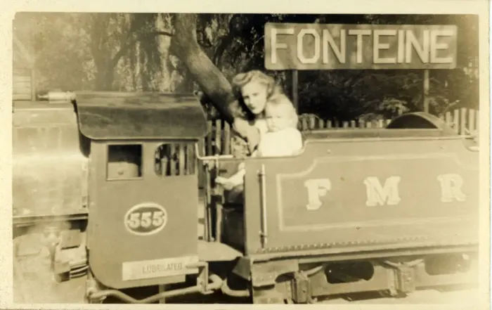 Framed Print : The Fontaine Miniature Railway Framed Print : The Fontaine Miniature Railway