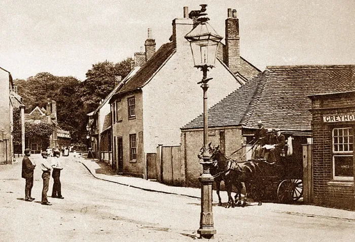 Framed Print : Fordingbridge Salisbury Street early 1900s Framed Print : Fordingbridge Salisbury Street early 1900s