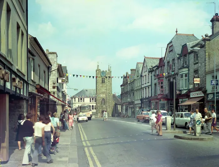 Framed Print : Fore Street, Okehampton, Dartmoor Framed Print : Fore Street, Okehampton, Dartmoor