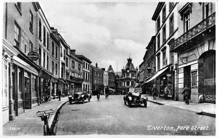 Framed Print : Fore Street, Tiverton, Devon Framed Print : Fore Street, Tiverton, Devon