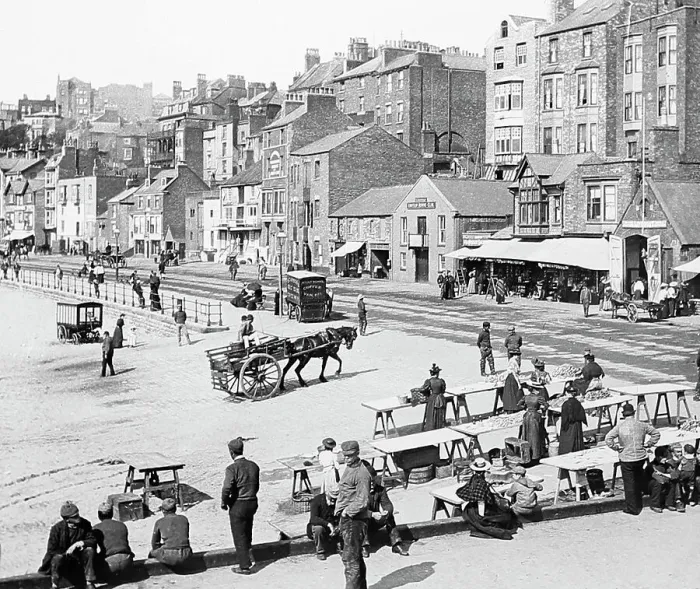 Framed Print : The Foreshore Road, Scarborough, Victorian period Framed Print : The Foreshore Road, Scarborough, Victorian period