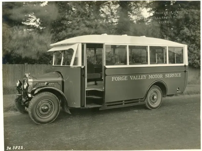 Framed Print : Forge Valley Motor Service bus Framed Print : Forge Valley Motor Service bus