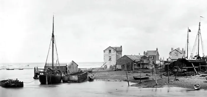 Framed Print : Foryd, North Wales, early 1900s Framed Print : Foryd, North Wales, early 1900s