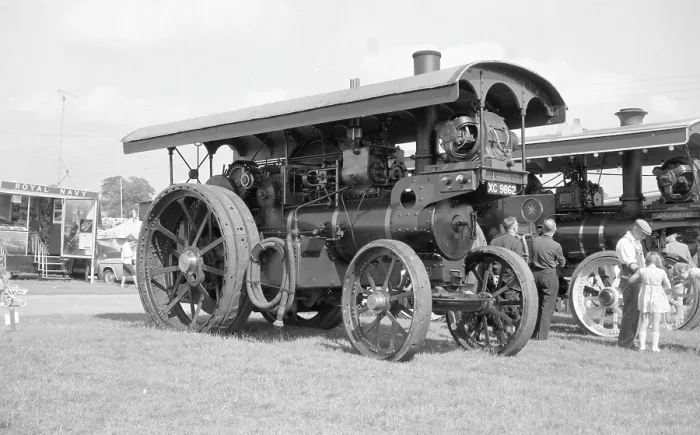 Framed Print : Foster Showman's Road Locomotive number: 14502, Victory Framed Print : Foster Showman's Road Locomotive number: 14502, Victory