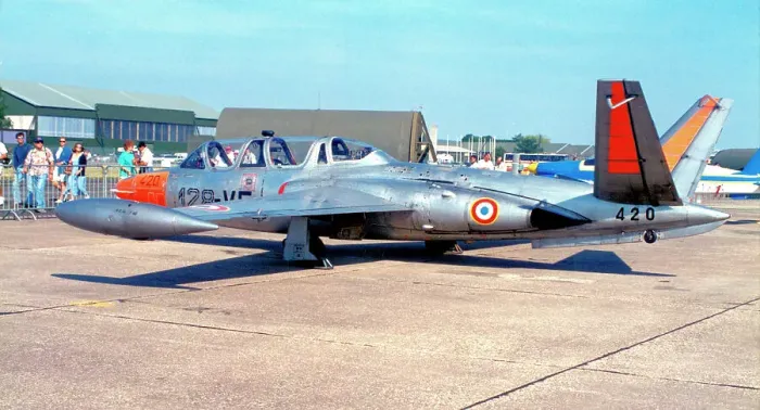 Framed Print : Fouga CM. 170 Magister 420 - 128-VC Framed Print : Fouga CM. 170 Magister 420 - 128-VC
