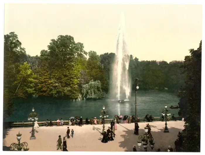 Framed Print : Fountain in the Kurpark, Wiesbaden, Hesse-Nassau, Germany Framed Print : Fountain in the Kurpark, Wiesbaden, Hesse-Nassau, Germany