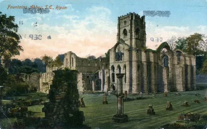 Framed Print : Fountains Abbey, Ripon, Yorkshire Framed Print : Fountains Abbey, Ripon, Yorkshire