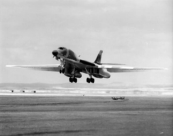 The fourth Rockwell B-1A 76-0174
