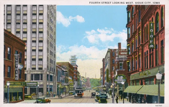 Framed Print : Fourth Street - looking West - Sioux City, Iowa, USA Date: circa 1930 Framed Print : Fourth Street - looking West - Sioux City, Iowa, USA Date: circa 1930