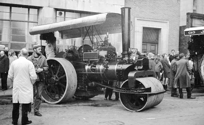 Framed Print : Fowler Road Roller number: 21629 Framed Print : Fowler Road Roller number: 21629