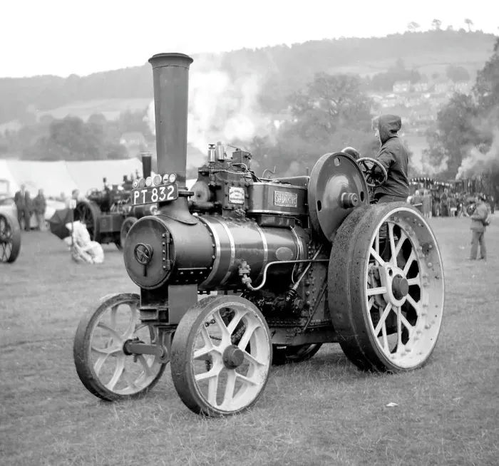 Framed Print : Fowler Tractor number 15732 Sir Douglas Framed Print : Fowler Tractor number 15732 Sir Douglas