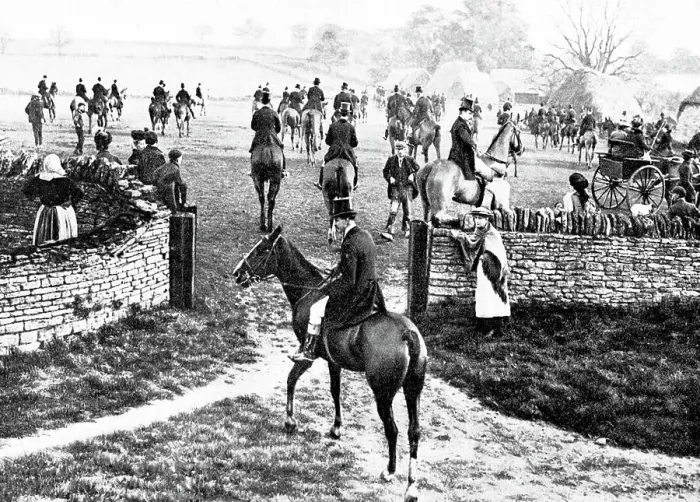 Framed Print : Fox hunting early 1900s Framed Print : Fox hunting early 1900s