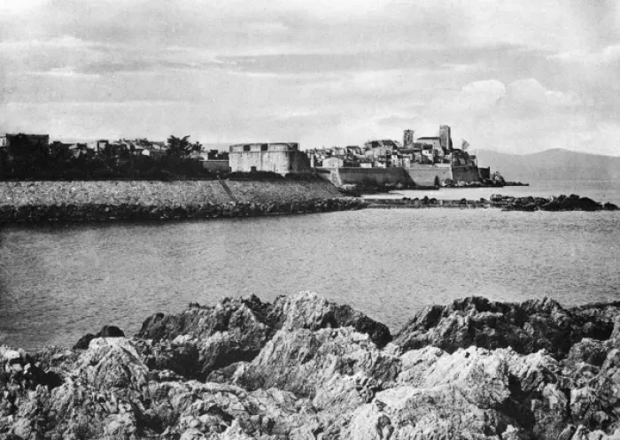 Framed Print : France / Antibes Framed Print : France / Antibes