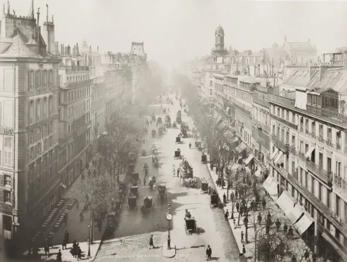 Framed Print : France - Boulevard des Italiens, Paris Framed Print : France - Boulevard des Italiens, Paris