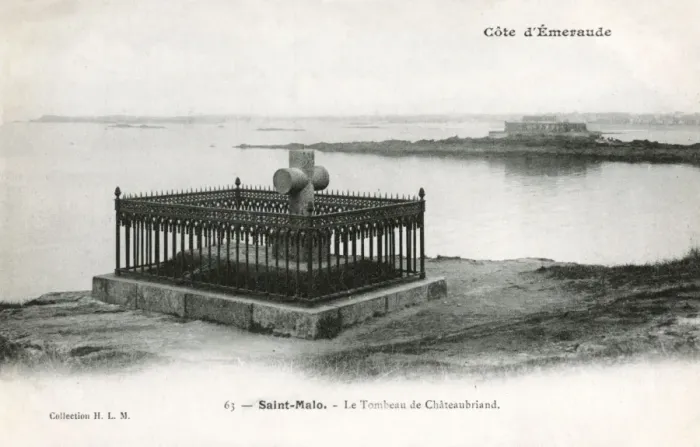 Framed Print : France - St Malo - The Emerald Coast - Tomb of Chateaubriand