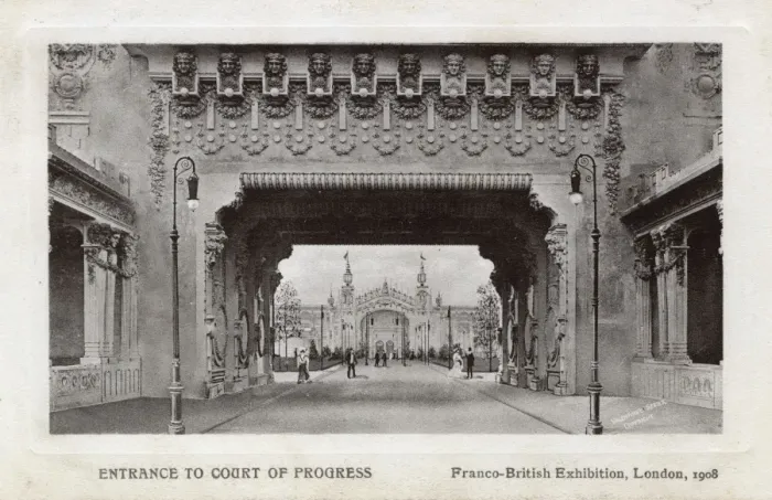 Framed Print : Franco-British Exhibition, London - Court of Progress Framed Print : Franco-British Exhibition, London - Court of Progress