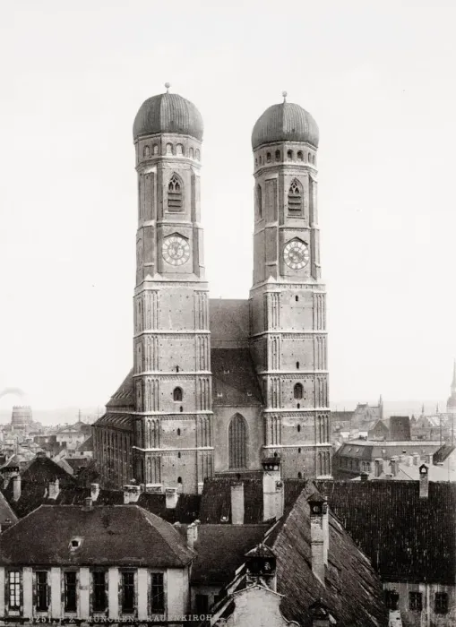 Framed Print : The Frauenkirche church in Munich, Bavaria, Germany Framed Print : The Frauenkirche church in Munich, Bavaria, Germany